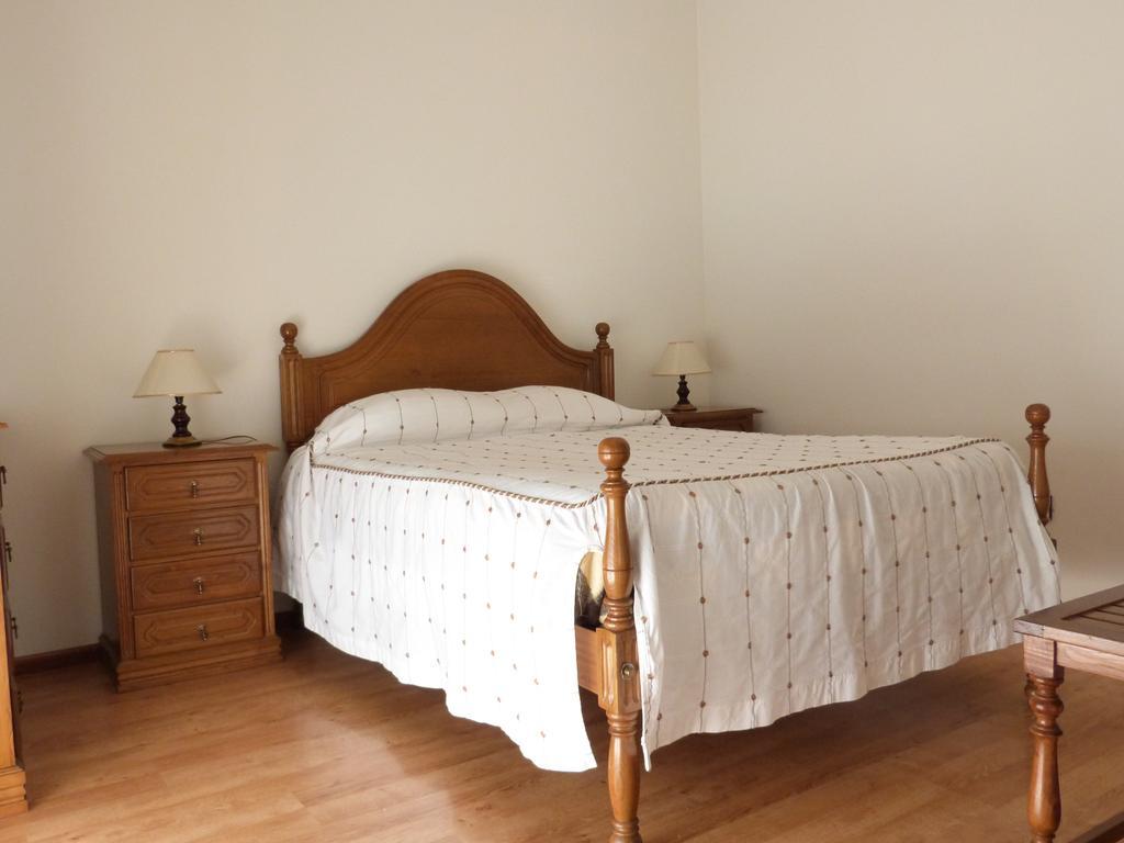 Alojamento Local Dom Dinis Hotell Trancoso Rom bilde